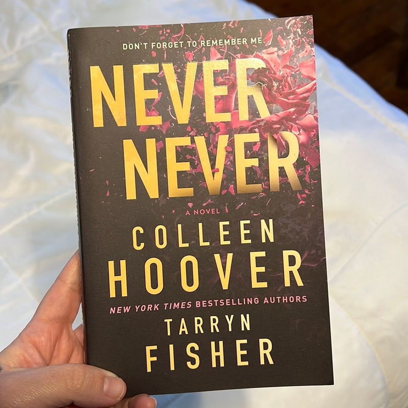 Never Never by Colleen Hoover, Tarryn Fisher, Paperback