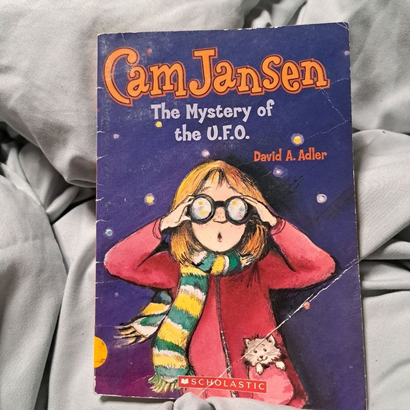 Cam Jansen: The Mystery of the UFO