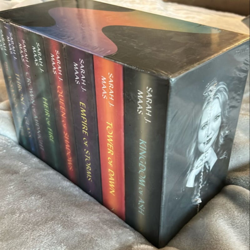 Throne of Glass Paperback Box Set