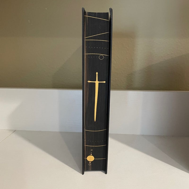 The Atlas Six (SIGNED FAIRYLOOT EDITION)