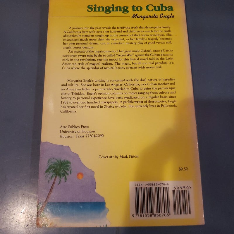 Singing to Cuba