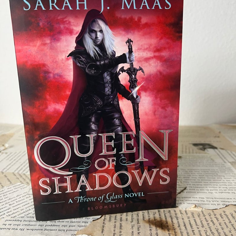 Queen of Shadows by Sarah j Maas original out of print