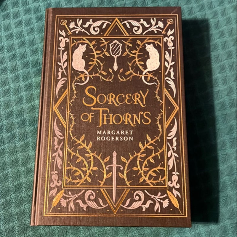 Sorcery of Thorns (Fairyloot special edition)