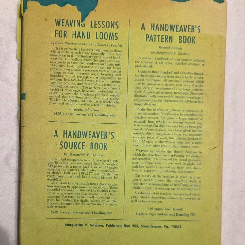 1970s Handweavers Pattern book 