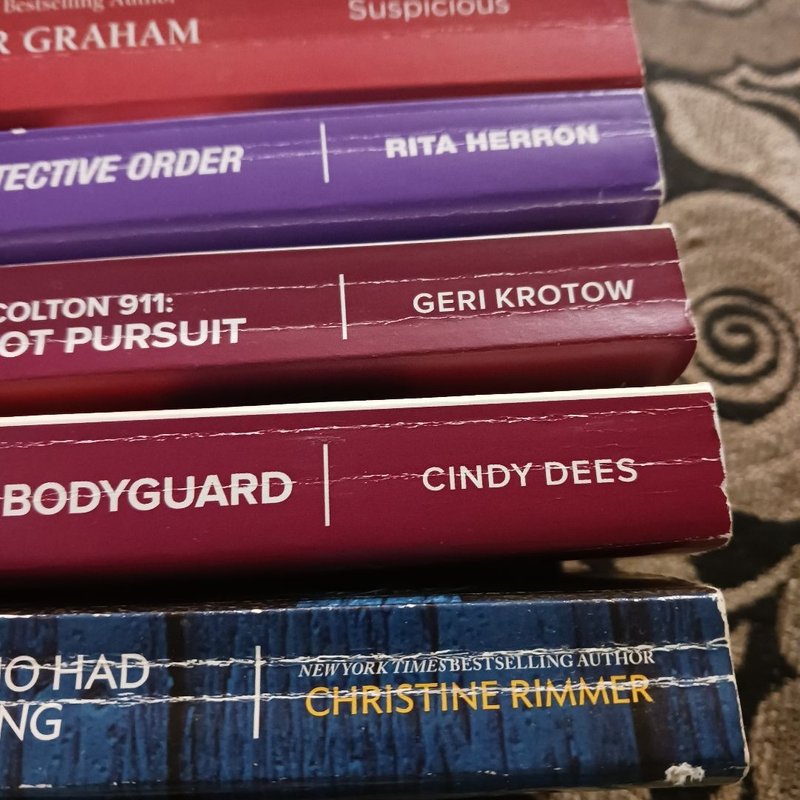 5 Harlequin Books