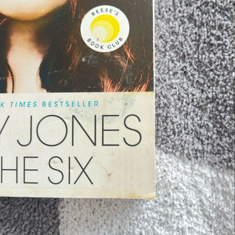 Daisy Jones and the Six