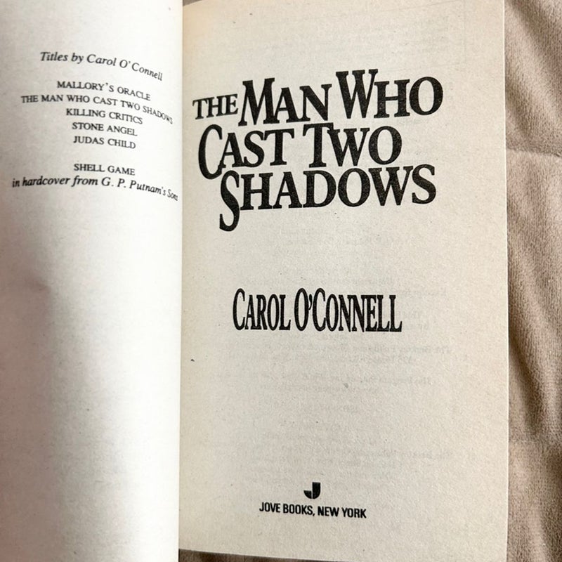 The Man Who Cast Two Shadows 2747