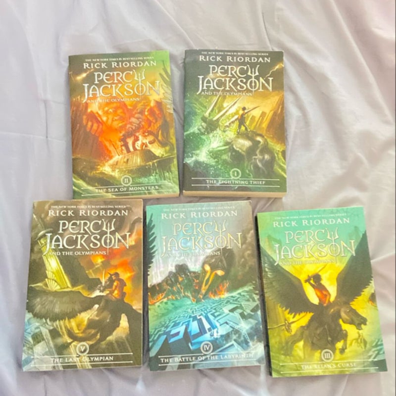 Percy Jackson and the Olympians, Book One the Lightning Thief (Percy Jackson and the Olympians, Book One) BOX SET