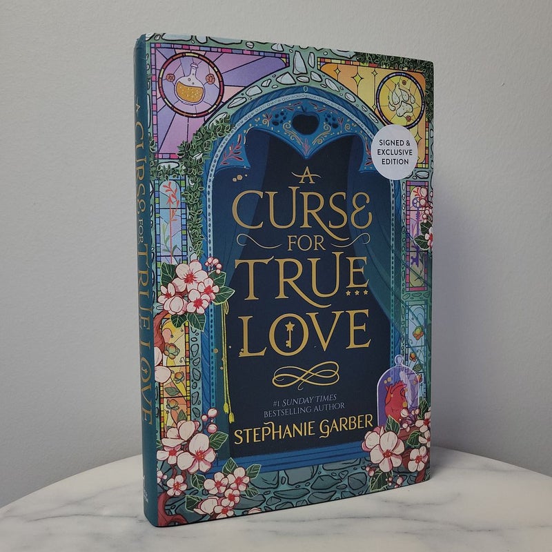 A Curse For True Love SIGNED Exclusive Edition Hidden Dagger Cover