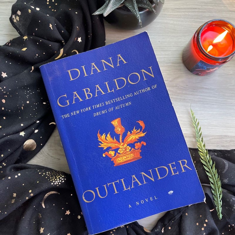 Outlander: Paperback Historical Fiction 