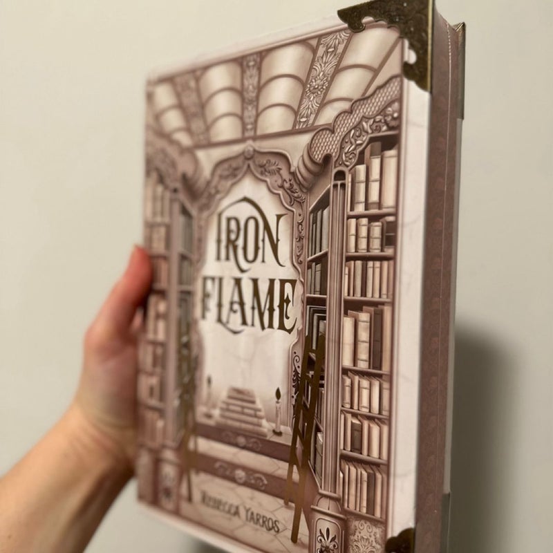 Bookish box fourth wing and iron flame brand new in wrapping 