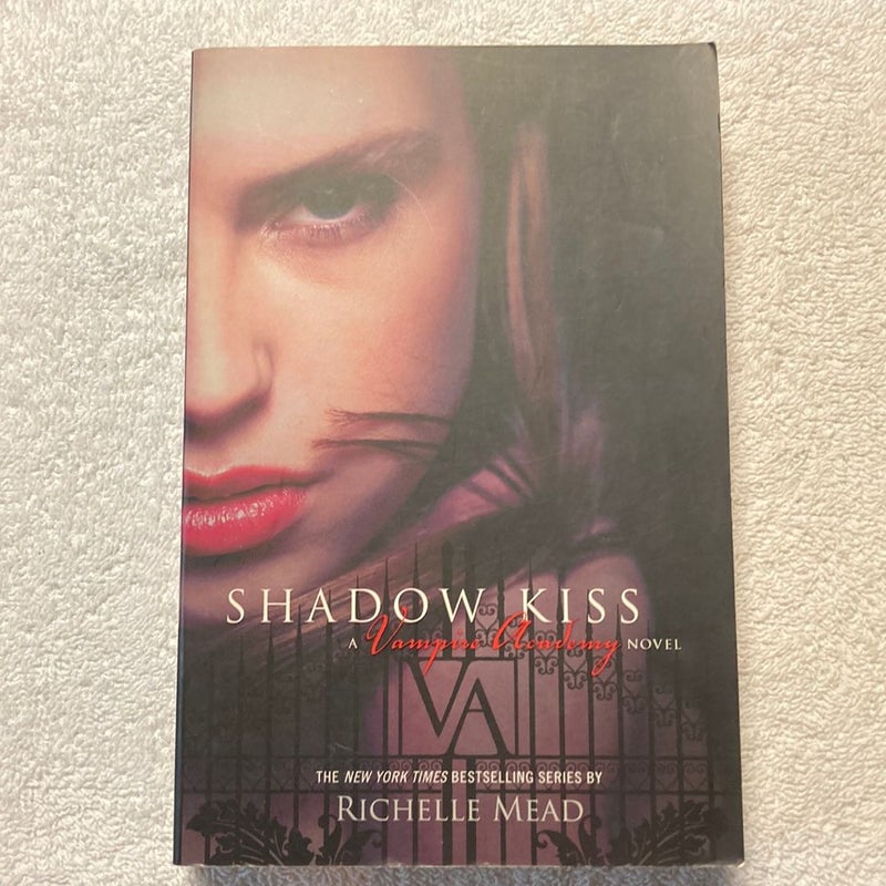 Shadow Kiss #81