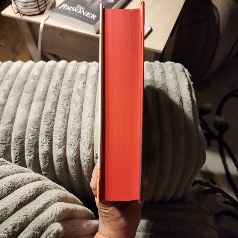 Waterstones House of Earth and Blood (sprayed edges)