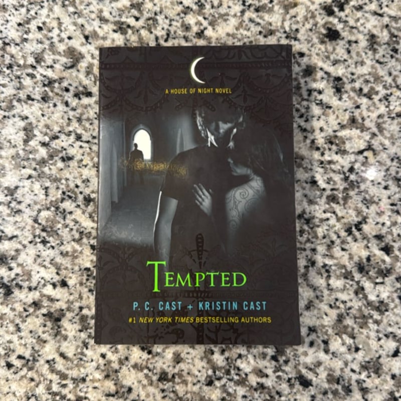 Tempted by P. C. Cast; Kristin Cast, Paperback | Pangobooks