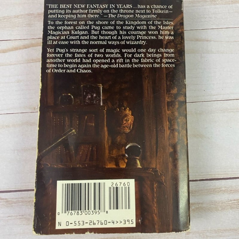 Magician: Apprentice by Raymond E. Feist - 1986 Bantam Paperback Book