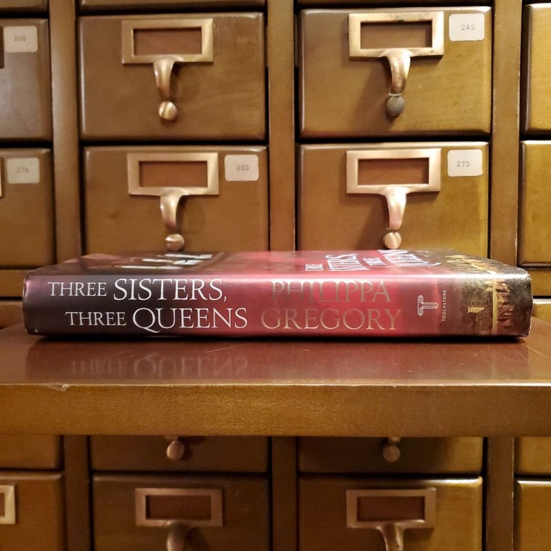 Three Sisters, Three Queens