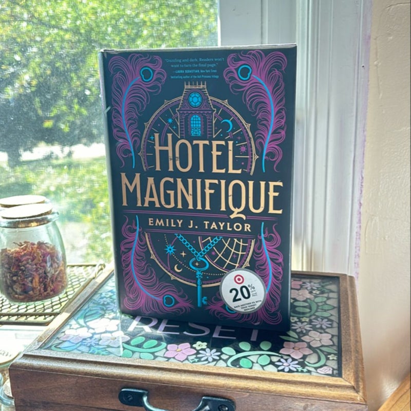 Hotel Magnifique