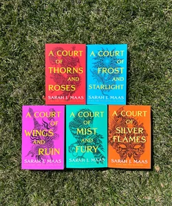 A Court of Wings and Ruin, Thornes and roses, Mist and fury, silver flames and frost and starlight