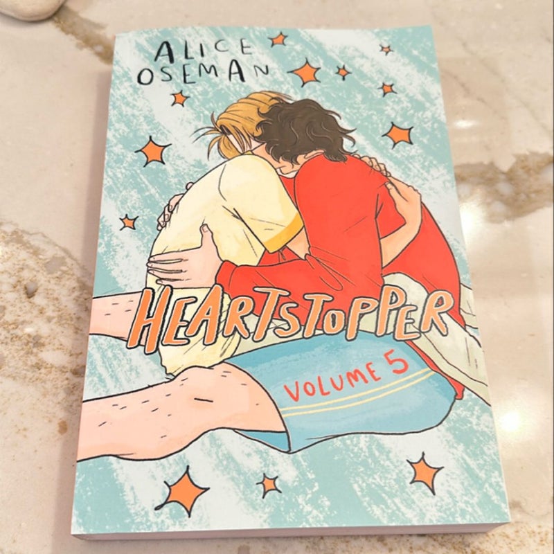 Heartstopper #5: a Graphic Novel