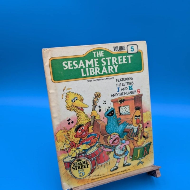 Sesame Street Library Volume 5
