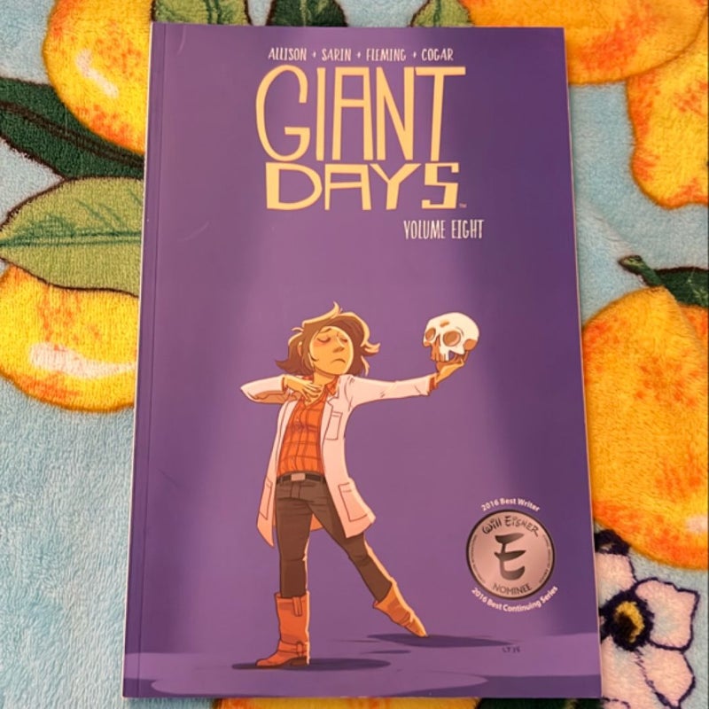 Giant Days Vol. 8