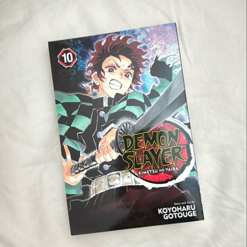 Demon Slayer: Kimetsu No Yaiba, Vol. 10