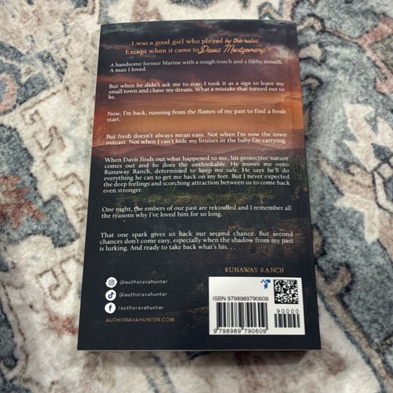 Rope the Moon by Ava Hunter, Paperback | Pangobooks