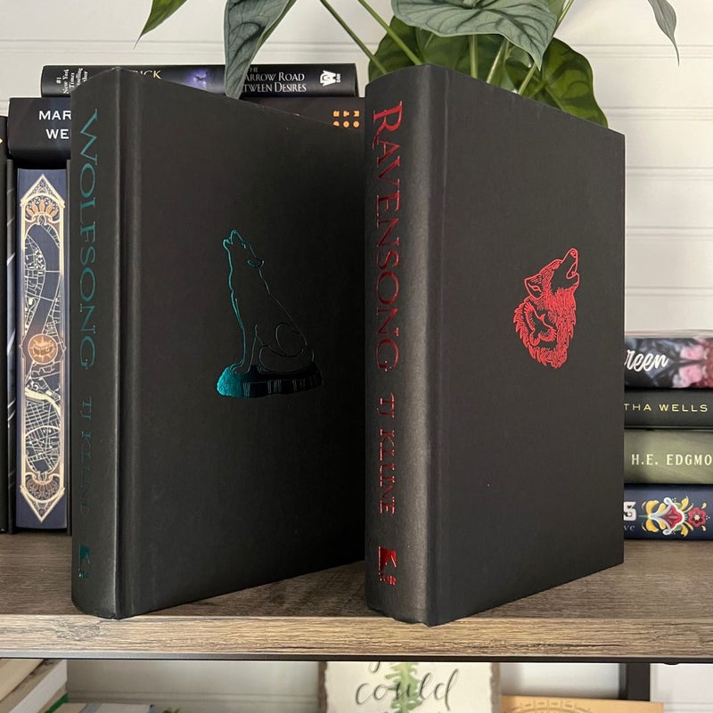Wolfsong & Ravensong (Green Creek Bundle)