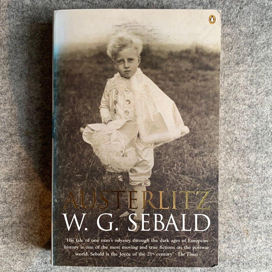 Austerlitz by W. G. Sebald; Anthea Bell, Paperback Pangobooks