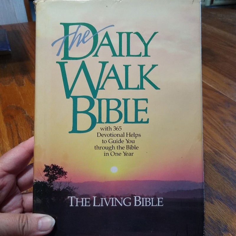 ⭐ The Daily Walk Bible