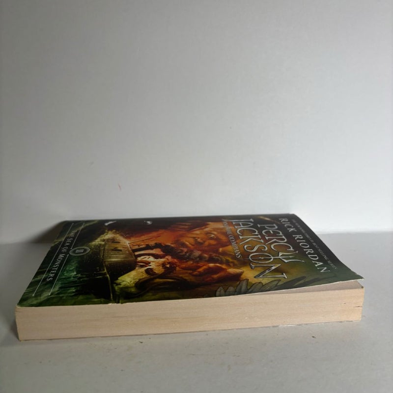 Percy Jackson and the Olympians, Book Two the Sea of Monsters (Percy Jackson and the Olympians, Book Two)