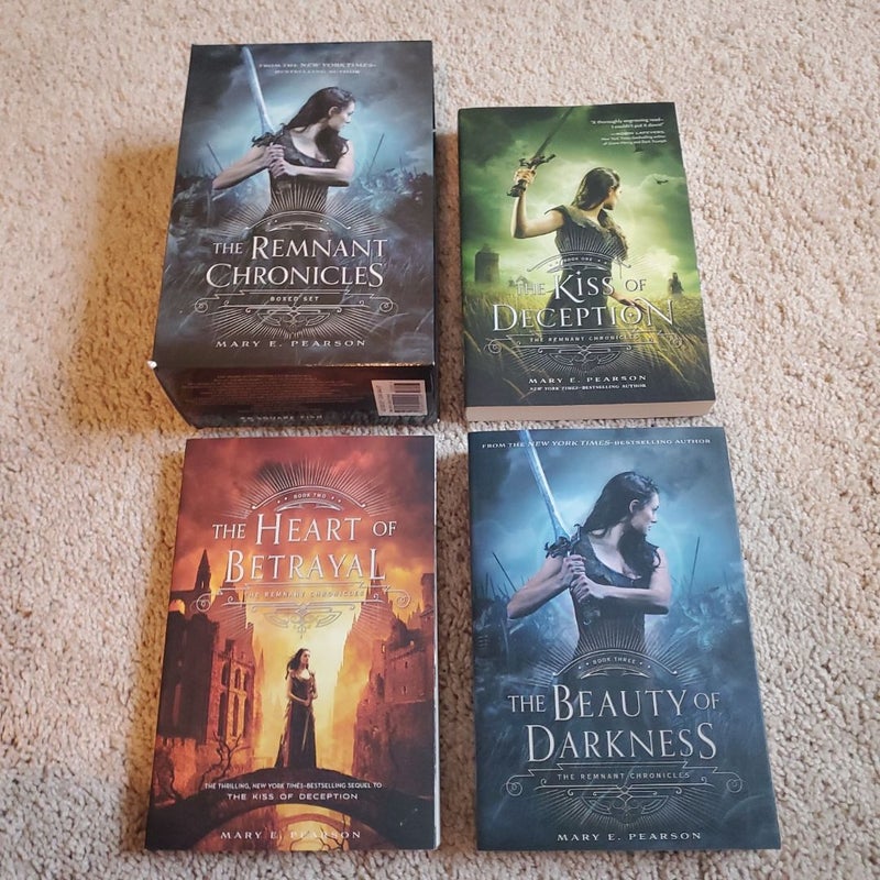 The Remnant Chronicles Boxed Set