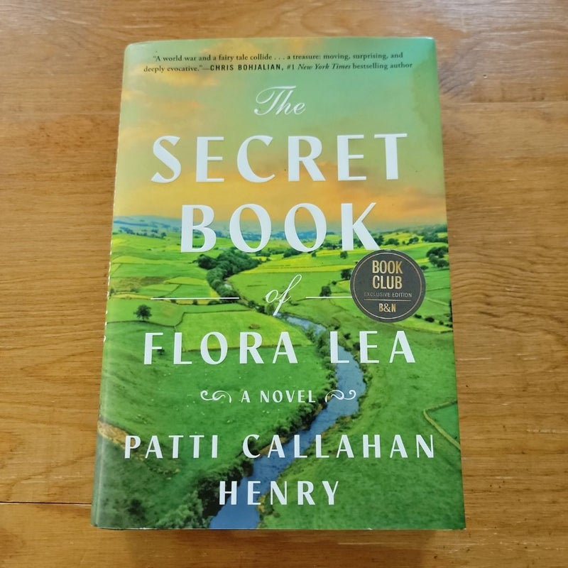 The Secret Book of Flora Lea: A Novel