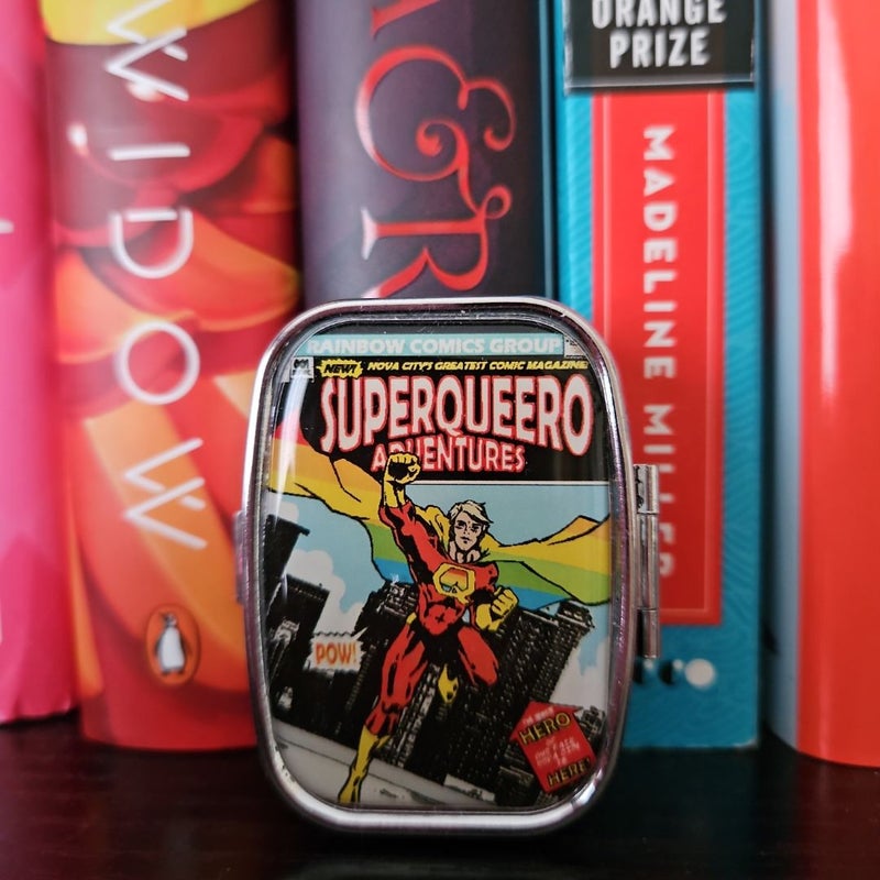 Superqueero Lunchbox Compact