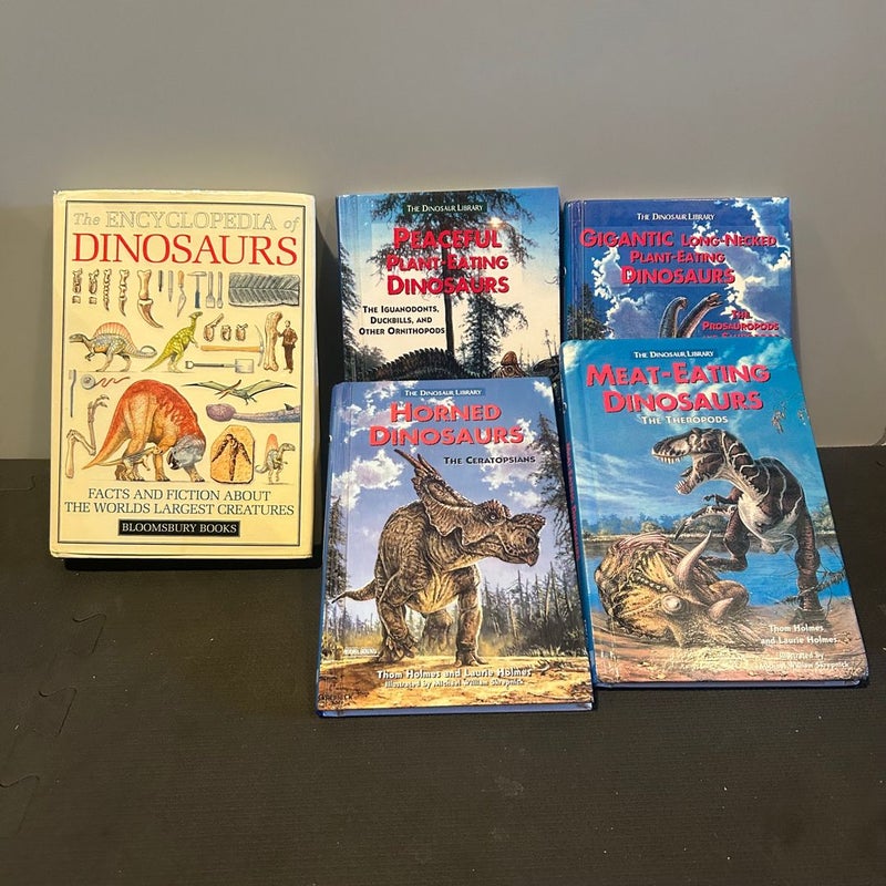Dinosaur Book Bundle (Five)