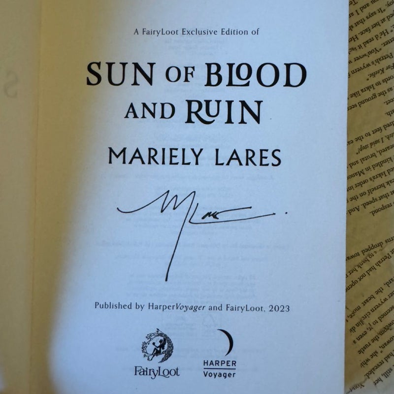 *Signed Fairyloot Edition* Sun of Blood and Ruin