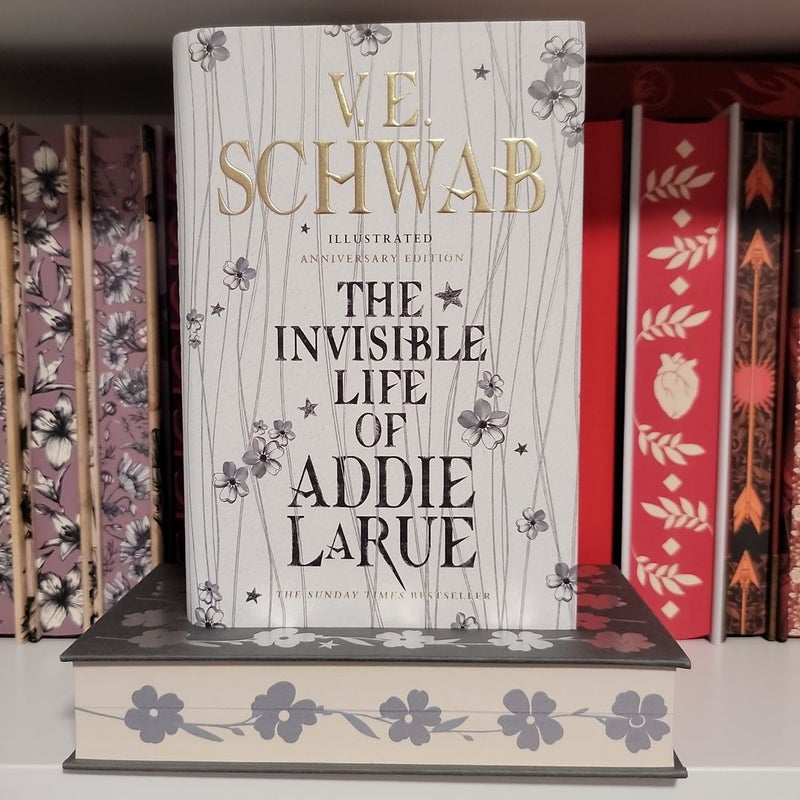 V. E. Schwab Special Edition Bundle