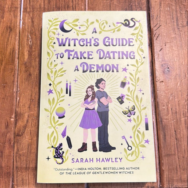 A Witch's Guide to Fake Dating a Demon