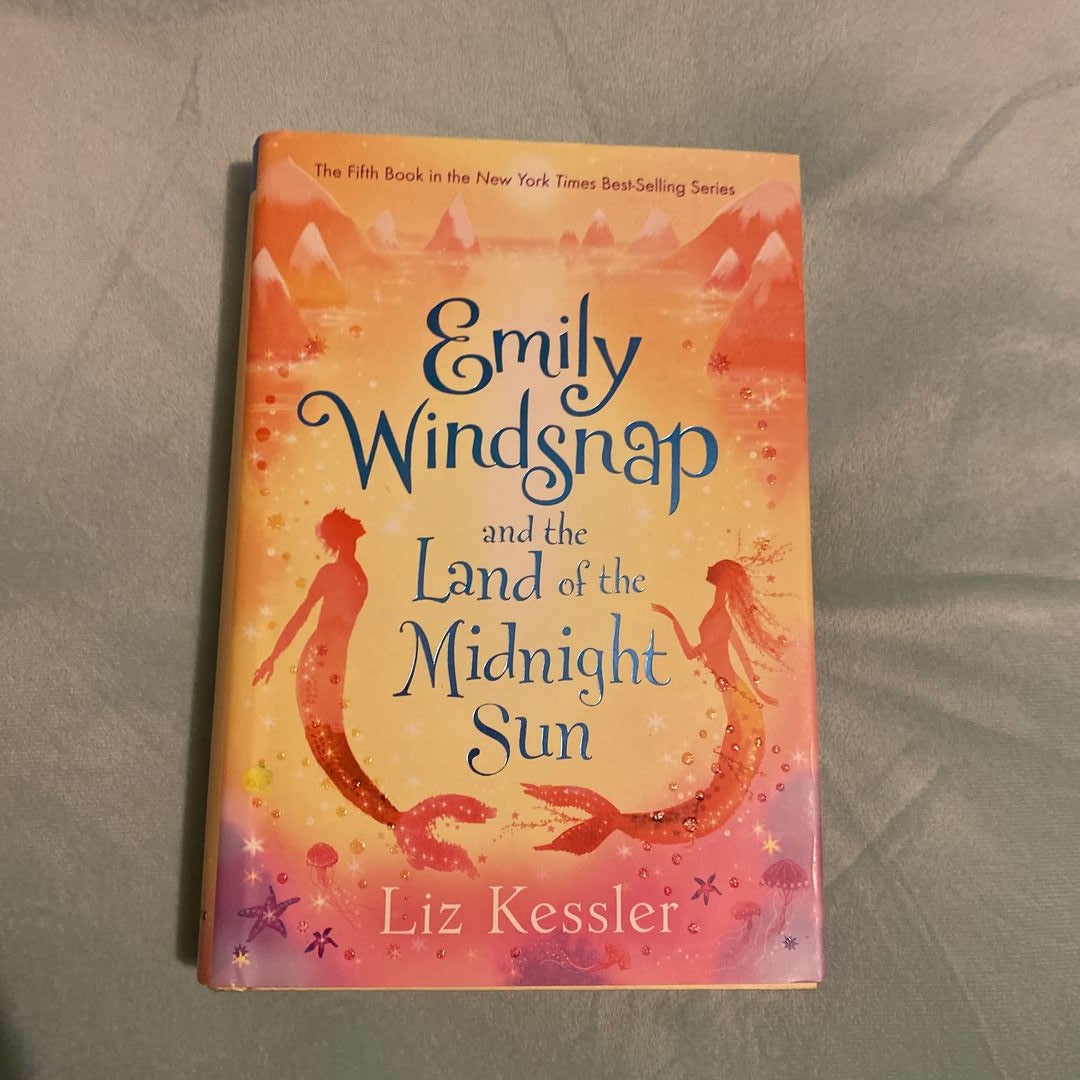 Emily Windsnap and the Land of the Midnight Sun