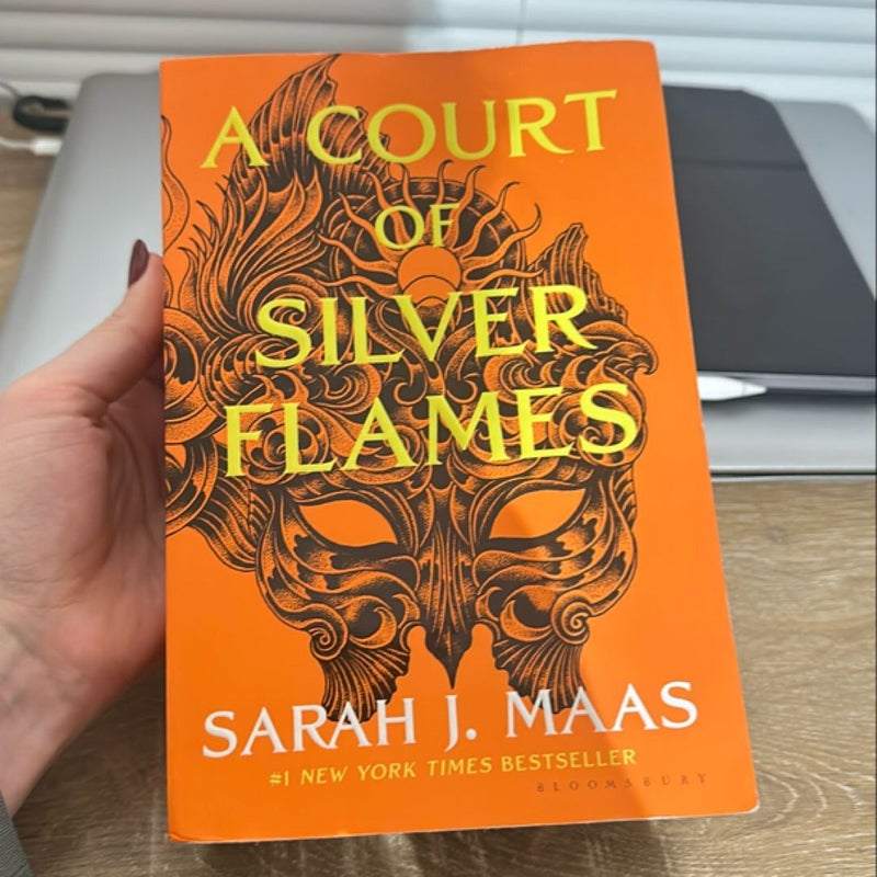 A Court of Silver Flames