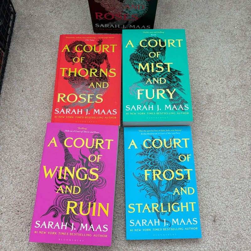 A Court of Thorns and Roses Box Set