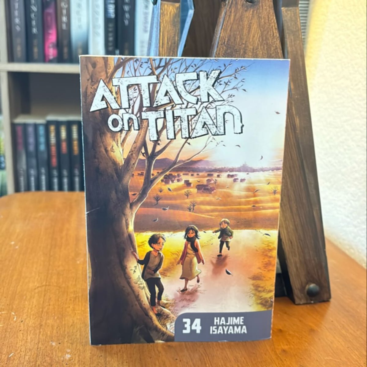 Attack on Titan 34 by Hajime Isayama
