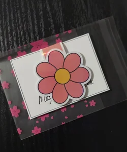 Pink Daisy magnetic bookmark
