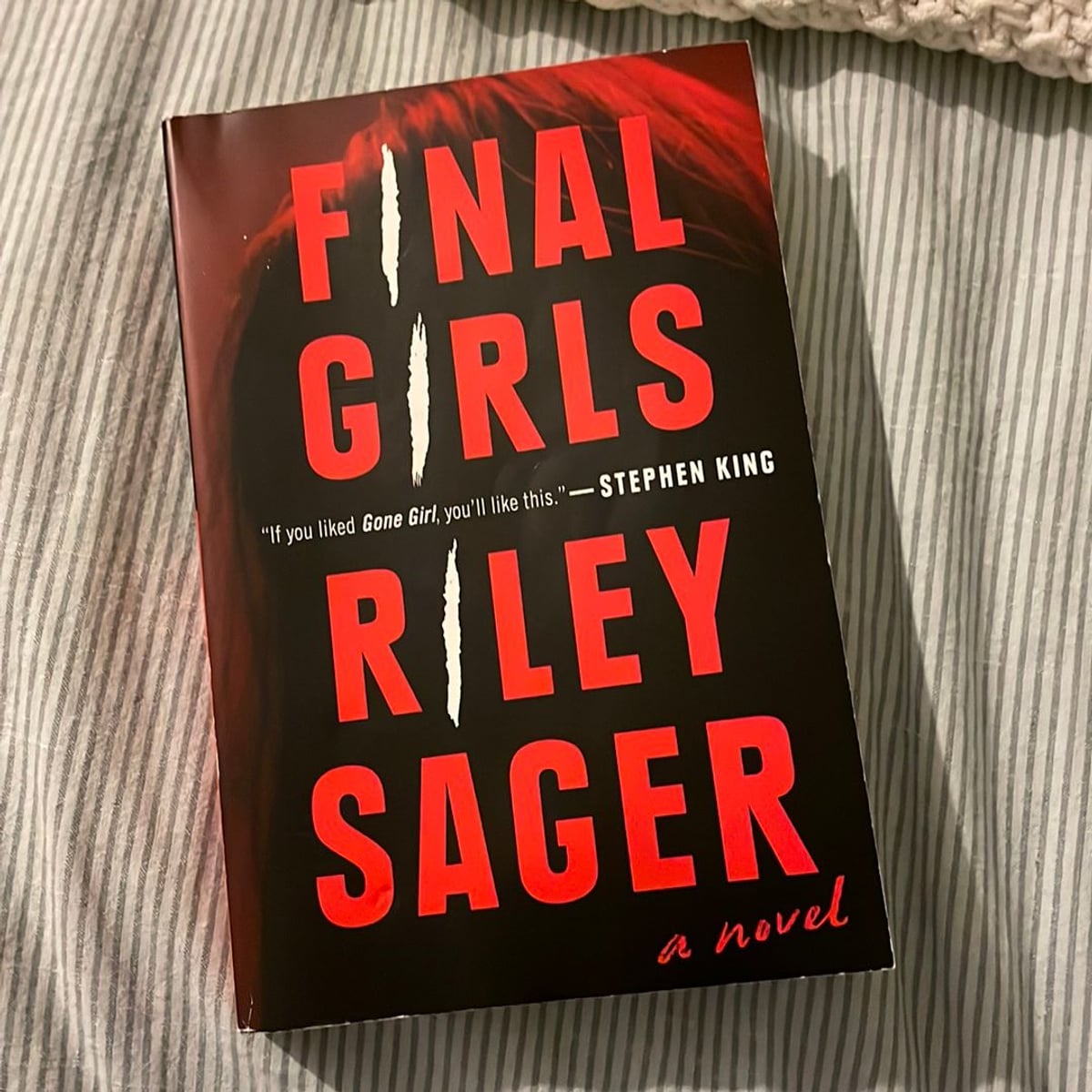 Final Girls by Riley Sager, Paperback | Pangobooks