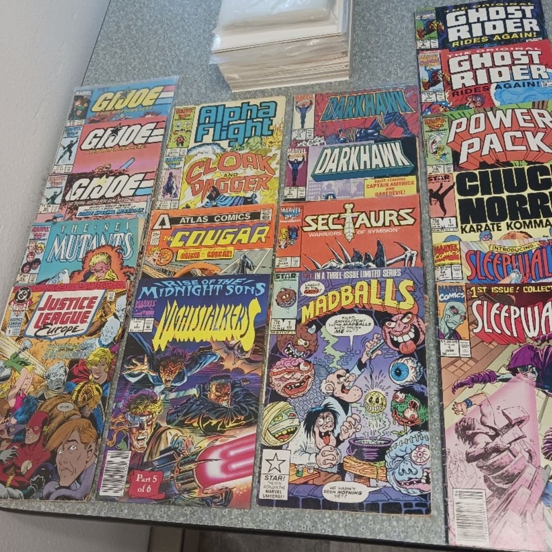 Lot of 19 comic books by Marvel, Star, DC and Key 5 are #1s all are very hard to find. Get all snd extra backing and bags for 165.00