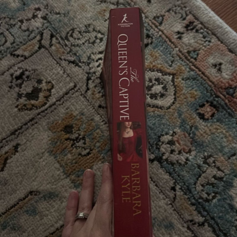The Queen's Captive
