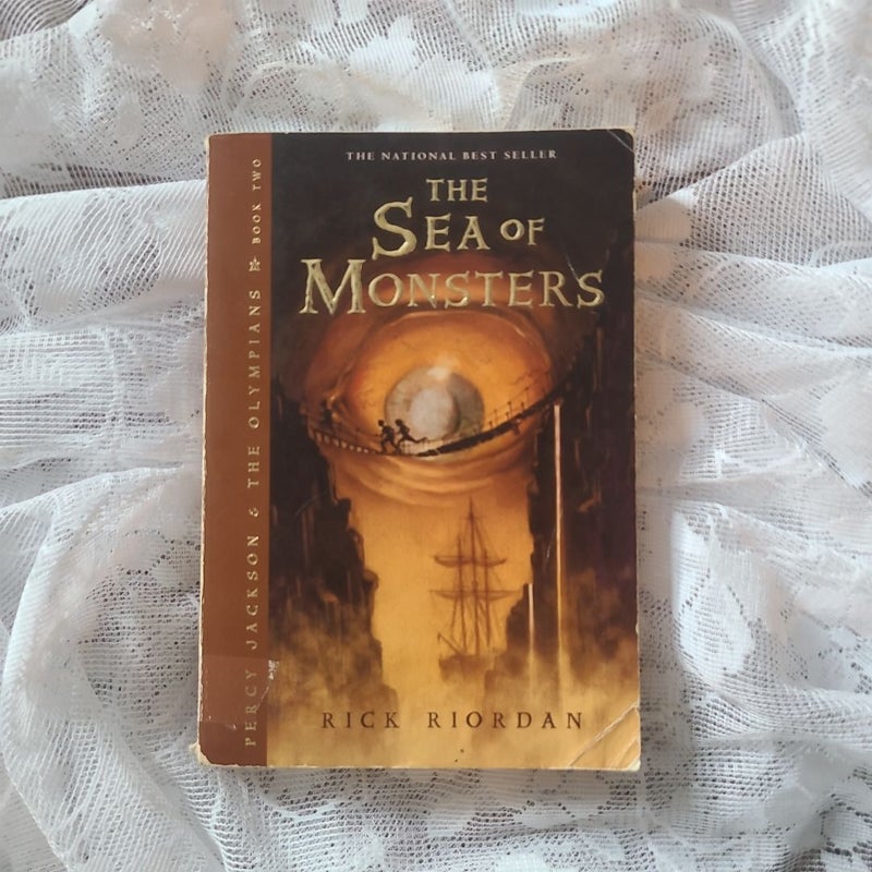 Percy Jackson and the Olympians, Book Two the Sea of Monsters (Percy Jackson and the Olympians, Book Two)