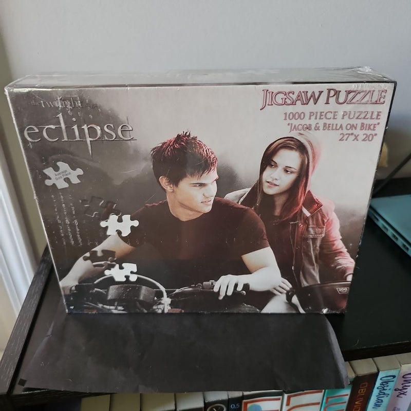 Eclipse 'Jacob & Bella on Bike' puzzle