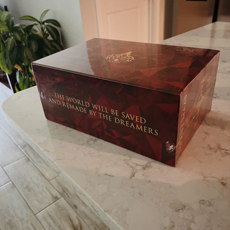 throne of glass box set paperback new covers