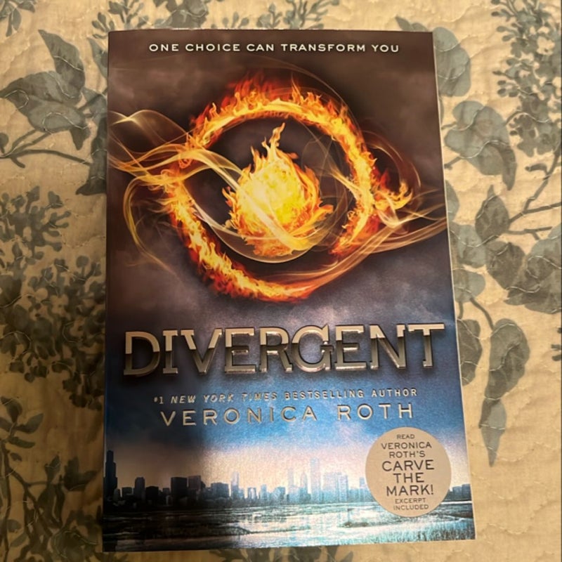 Divergent Series Four-Book Paperback Box Set